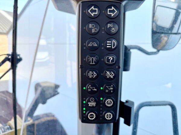 Caterpillar 972M - Image 29