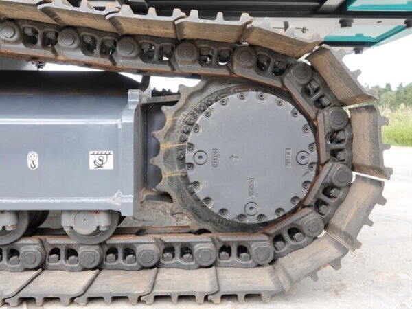 Kobelco SK220-10 - Image 12