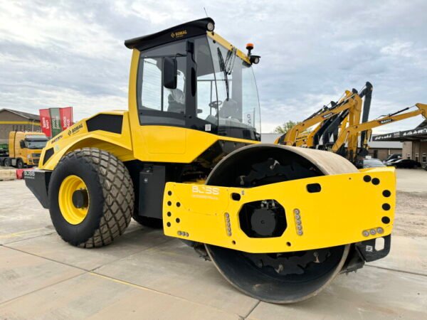 Bomag BW213D-5 - Image 6