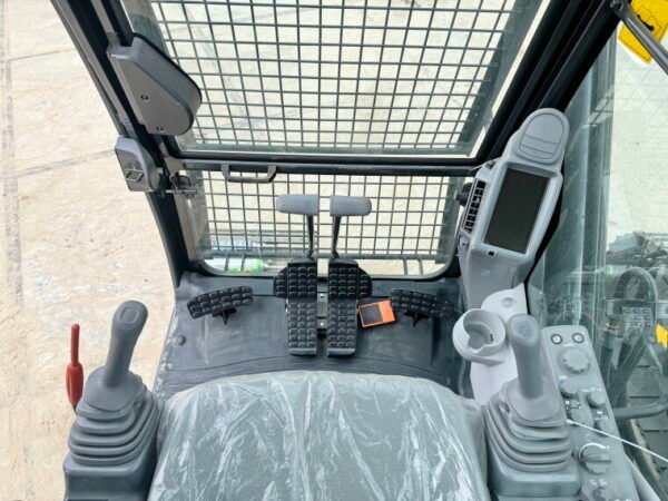Hitachi ZX220LC-5G / Ultra 2025 Edition - Image 8