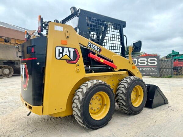 Caterpillar 216B3 - Image 5