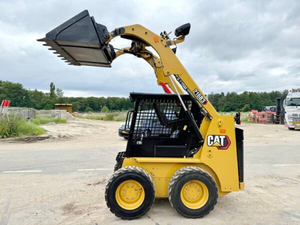 Caterpillar 216B3 - Image 17