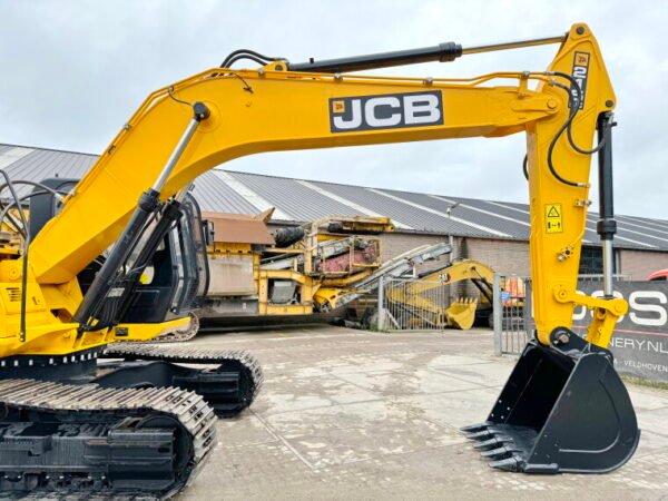 JCB 215LC - Image 10