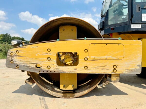 Caterpillar CS56 - Image 9