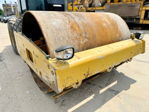 Caterpillar CS56 - Image 11