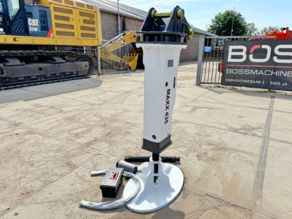 Maxx 435 Hydraulic Breaker - Image 3