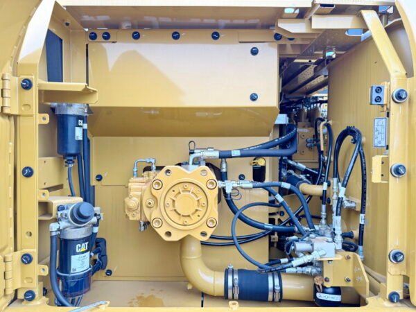 Caterpillar 320D3 GC - Image 15