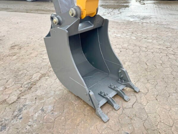 Case 570SV 4WD - Image 18