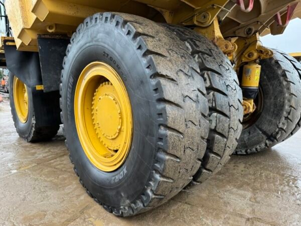 Caterpillar 777G - Image 16
