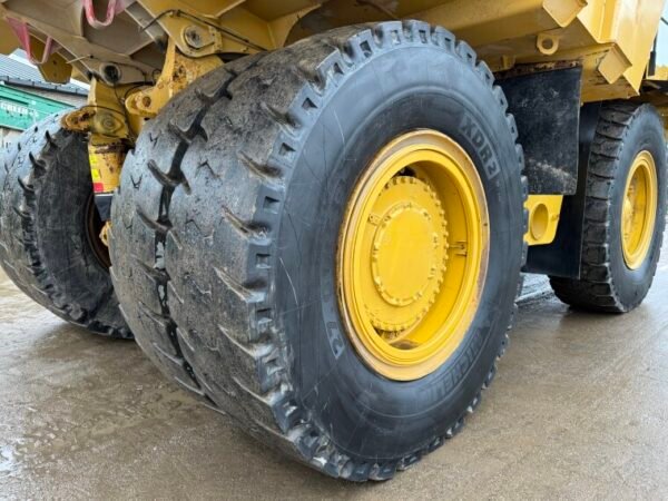 Caterpillar 777G - Image 17