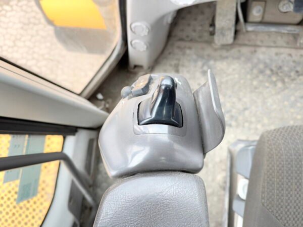 Volvo L350H - Image 9