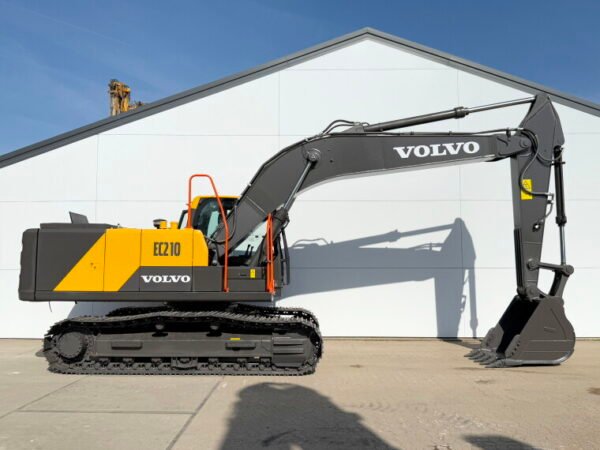 Volvo EC210 - Image 6