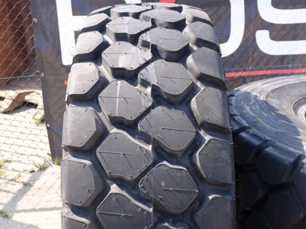 Yokohama Radial RB31 20.5R25 (3 Pieces) - Image 5