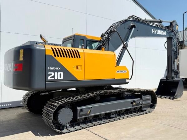 Hyundai R210 Smart Plus *2025 Model* - Image 5