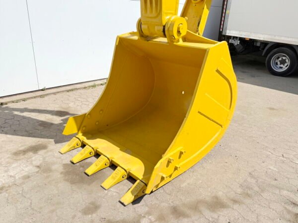 Komatsu PC210-10M0 *2025 Model* - Image 15