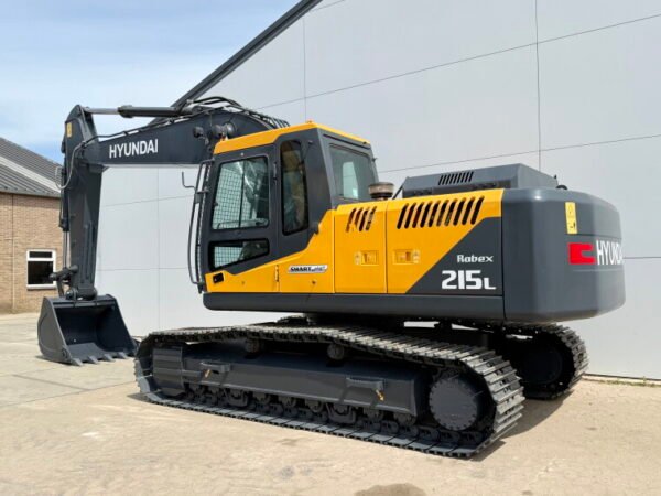 Hyundai R215L Smart Plus *2025 Model* - Image 3