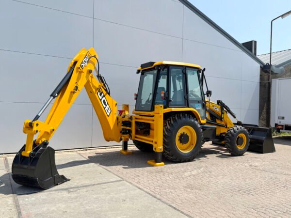 JCB 3DX / 3CX Plus Eco Xpert 4WD - Image 4