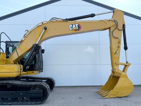 Caterpillar 323D3 *2025 Model* - Image 13