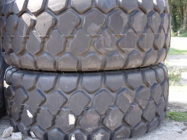 Yokohama Radial RB31 20.5R25 (3 Pieces) - Image 6