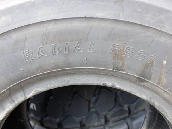 Yokohama Radial RB31 20.5R25 (3 Pieces) - Image 9