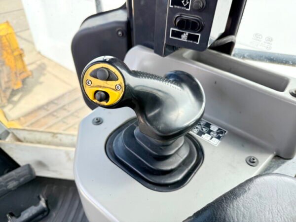 Komatsu D61PXi-24 - Image 10
