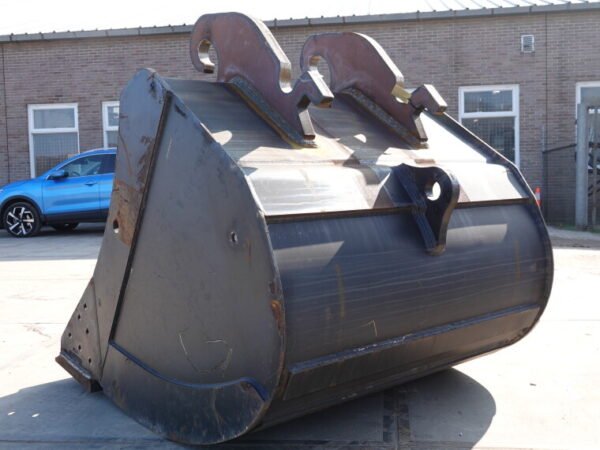 Bucket - Image 4