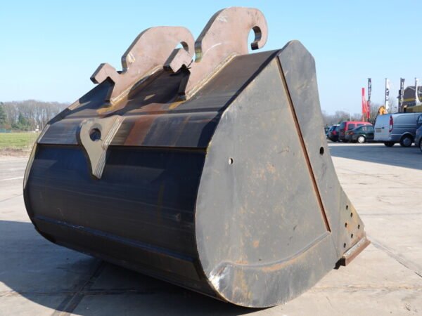 Bucket - Image 5