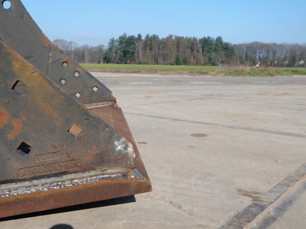 Bucket - Image 8