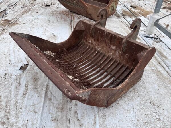 Bucket