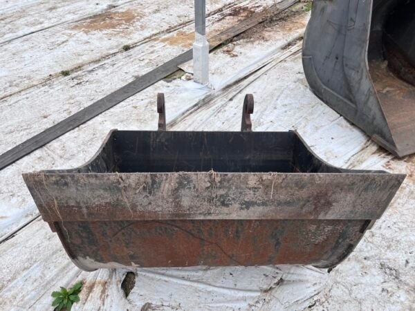Bucket - Image 2