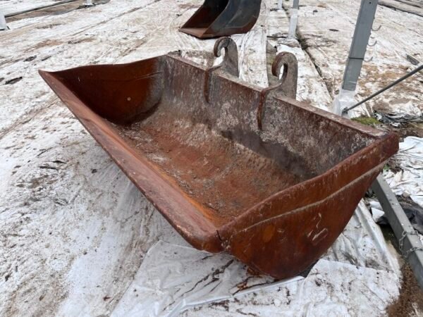 Bucket