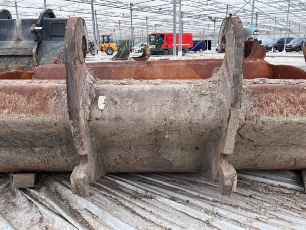 Bucket - Image 4
