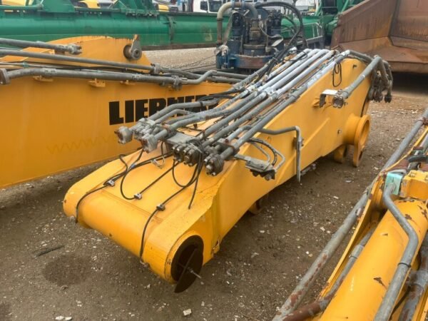 Liebherr R944C HDSL - 19 Meter Long Reach - Image 23