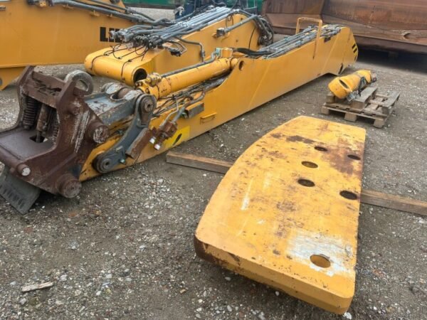 Liebherr R944C HDSL - 19 Meter Long Reach - Image 26