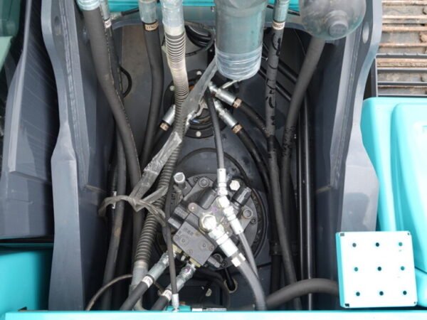 Kobelco SK220-10 - Image 13