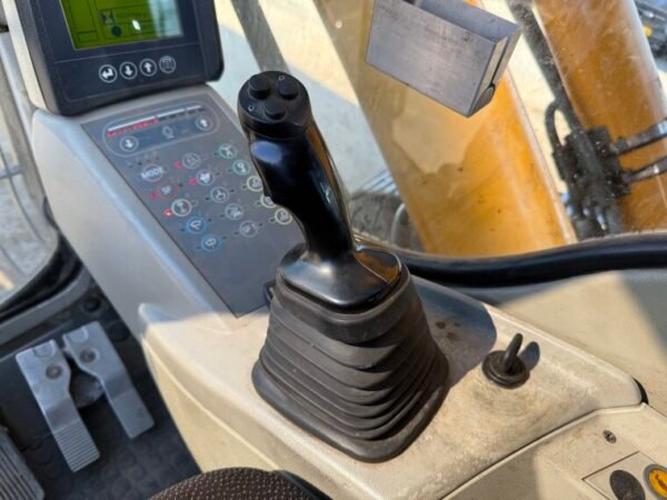 Liebherr R944C UHD - 23 Meter Demolition - Image 37
