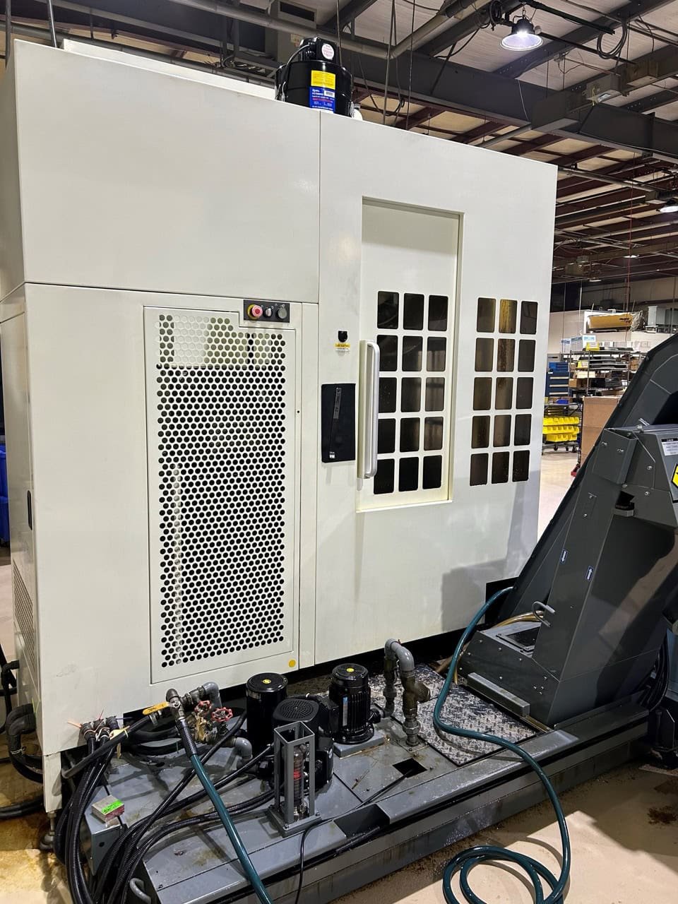 Kitamura 2XiF Spark Changer VMC, 2004 – TSC, 15K RPM Spindle, 2 Available - Image 5