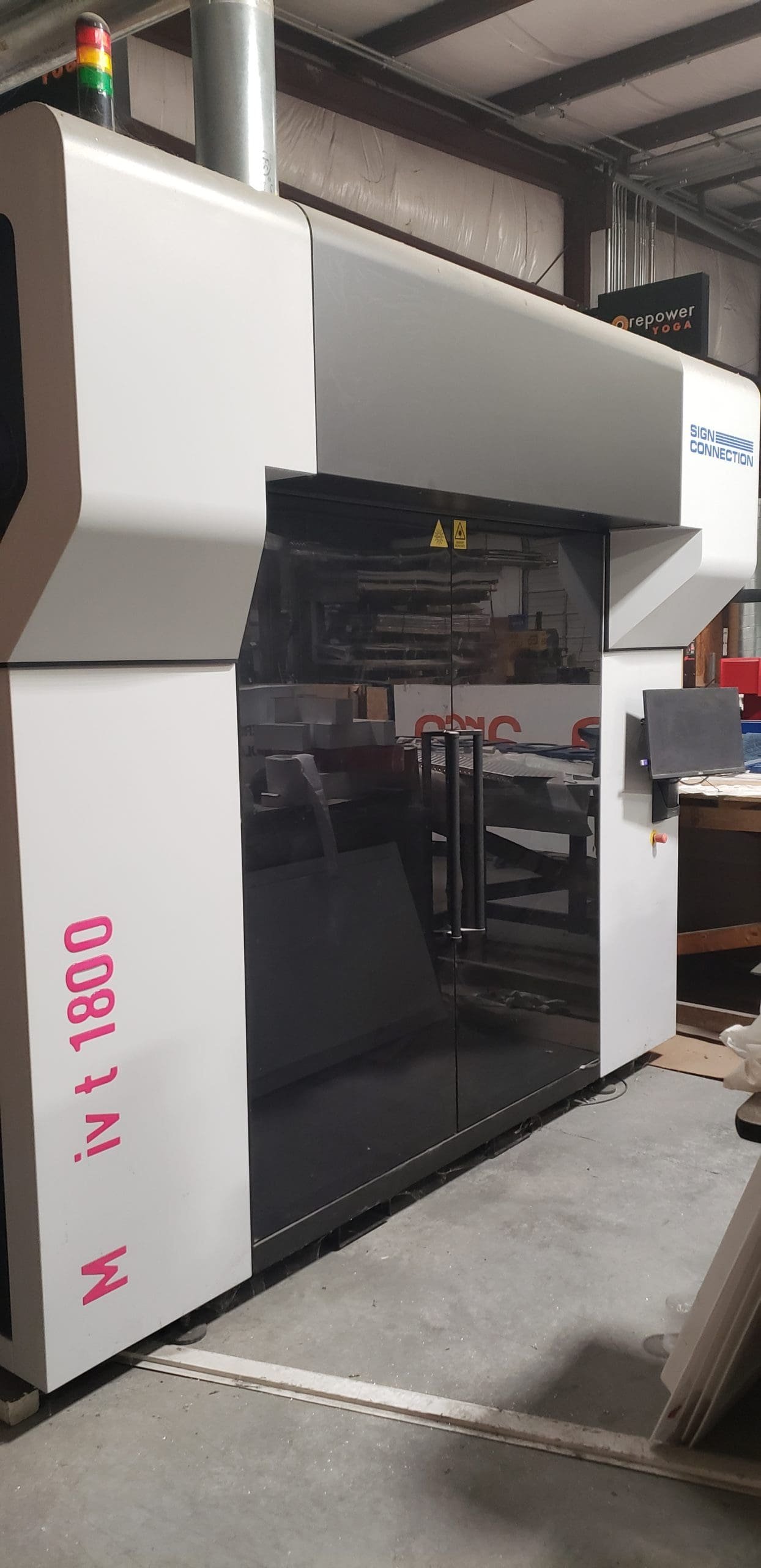 Massivit 1800 3D Printer – 2018 – Large Format Gel Dispensing 3D Printer for XXL Parts & Prototypes