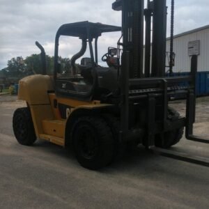 24,900 lb Caterpillar P26500 Diesel Forklift