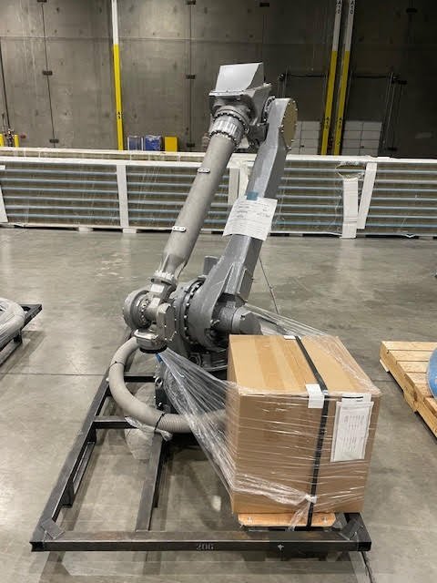 Fanuc P-350i C1D1 Paint Robot w/ R-30iB Plus Control Box, 2023 (5) – NEW - Image 2