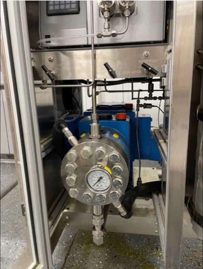 2019 extraktLAB extrakt-140 Supercritical CO₂ Extraction System – Includes Chiller & CO₂ Cage – Cannabis/Hemp Ready - Image 4