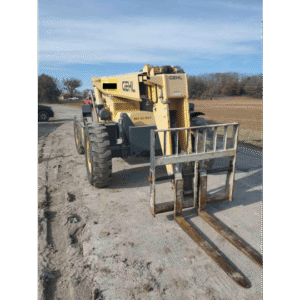 Gehl RS6-42 6,000 Lb Telehandler Lift, 2014 – 42’ Max Lift Height, Pneumatic Tires, Low Hours