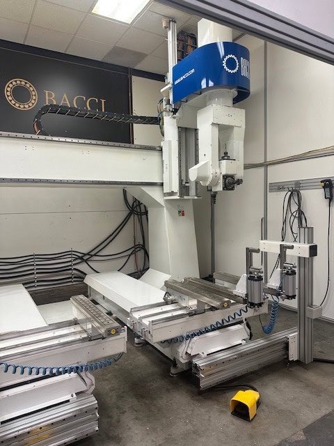 Bacci Masterjet CNC Router, 2014 – 5 Axis, Dual Table, Tool Changer