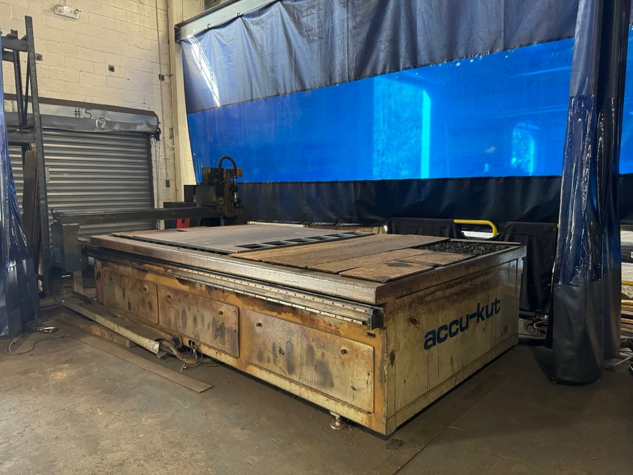 6′ x 12′ AKS CNC Plasma, 2008- XD Upgrade, Backup Computer, Dust Collector