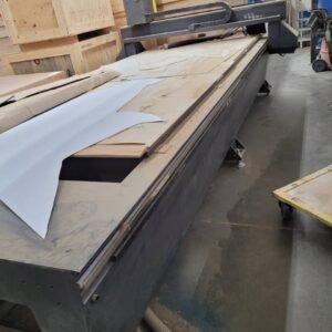 5′ x 12′ MultiCam 3000 Series CNC Router, 2008 – Dust Collector, Vacuum Table