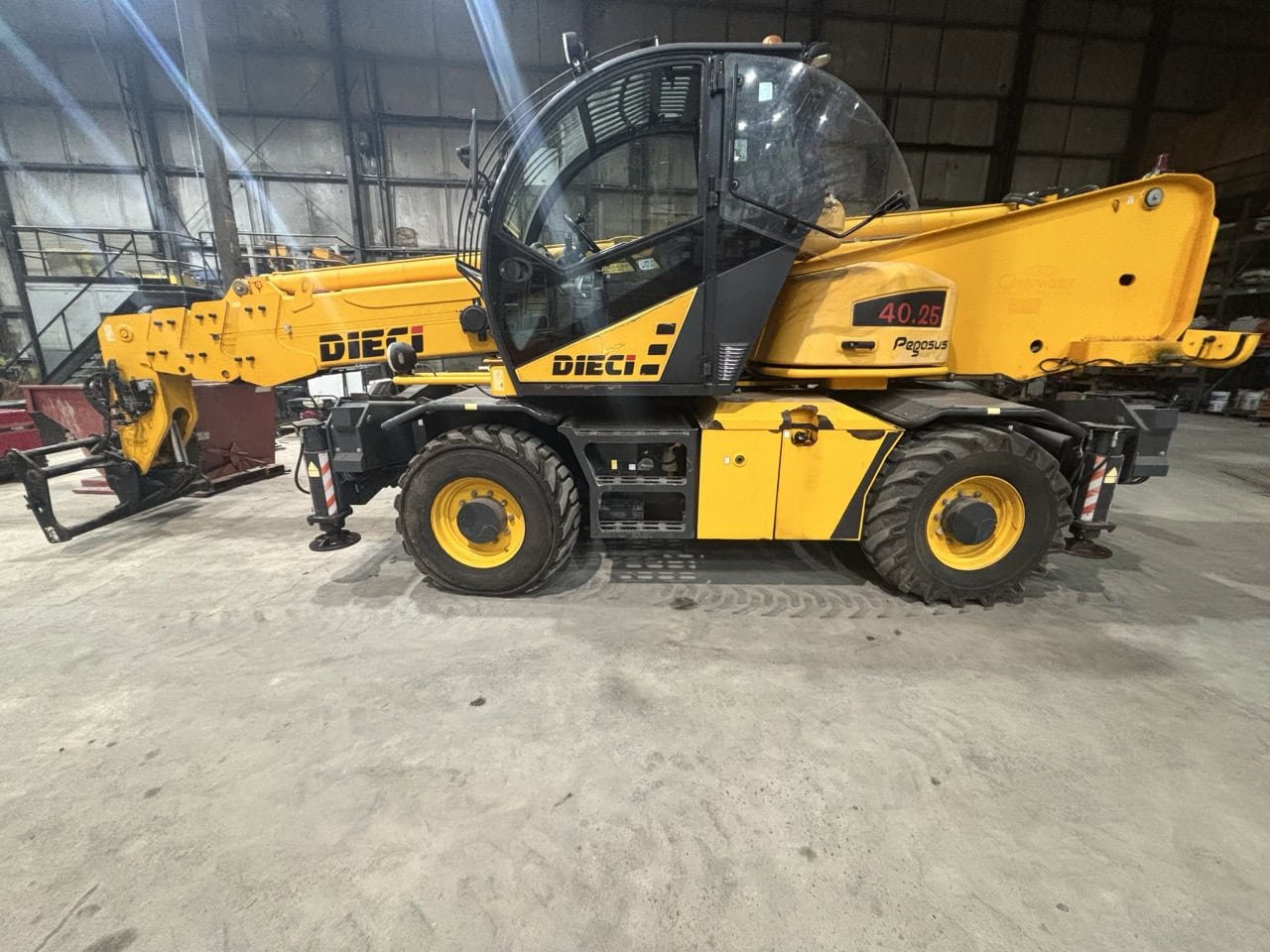 Dieci Pegasus 40.25 – 2015 Rotating Telehandler – 360° Boom Lift, 25m Height
