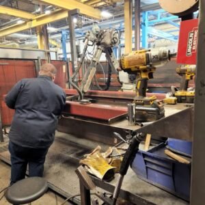 Yaskawa Motoman YR-UP20-A12 Robotic Welding Cell, 2003 – XRC 2001 Control