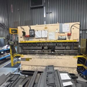 80 Ton x 8′ Amada RG 8024LD Press Brake, 2000 – Backgauge, Tooling
