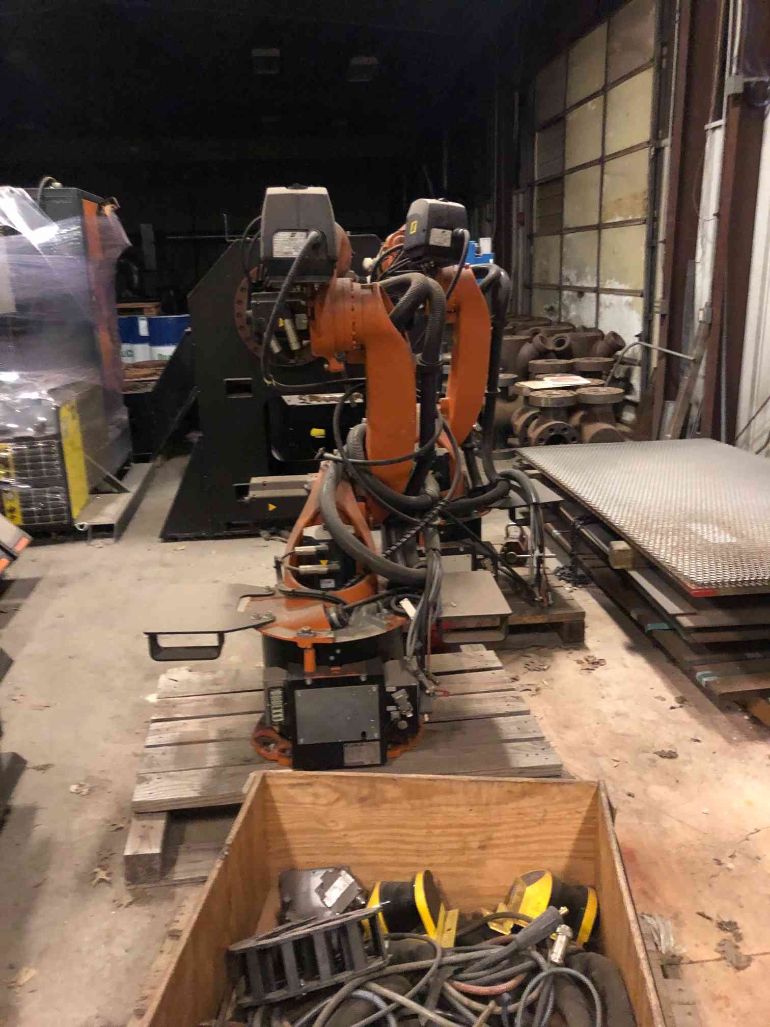 Kuka SL-4-32 x 72-2000 ESAB Swift Arc Robotic Weld Cell, 2015 – Never Used in Production!! - Image 10