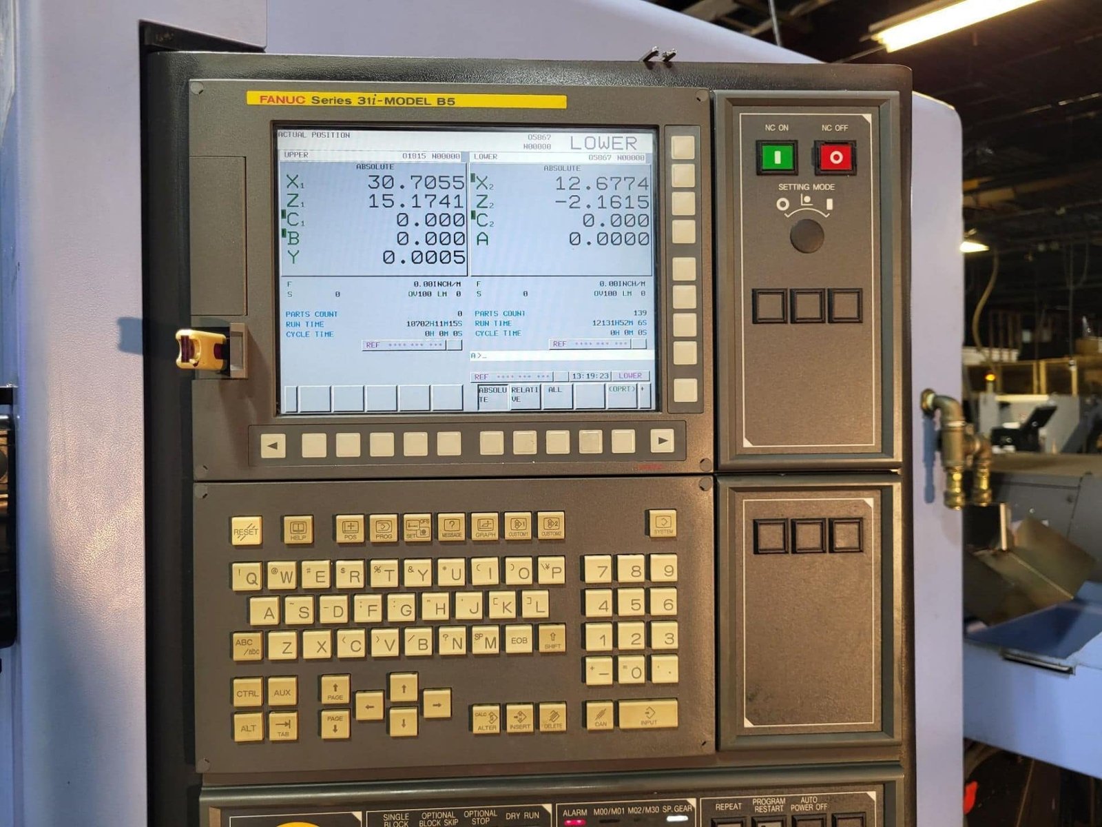 Doosan Puma MX1600ST CNC Lathe, 2013 – Parts Conveyor, ChipBlaster Coolant System, Sub-Spindle, Chip Conveyor, Quick Change Chuck - Image 10